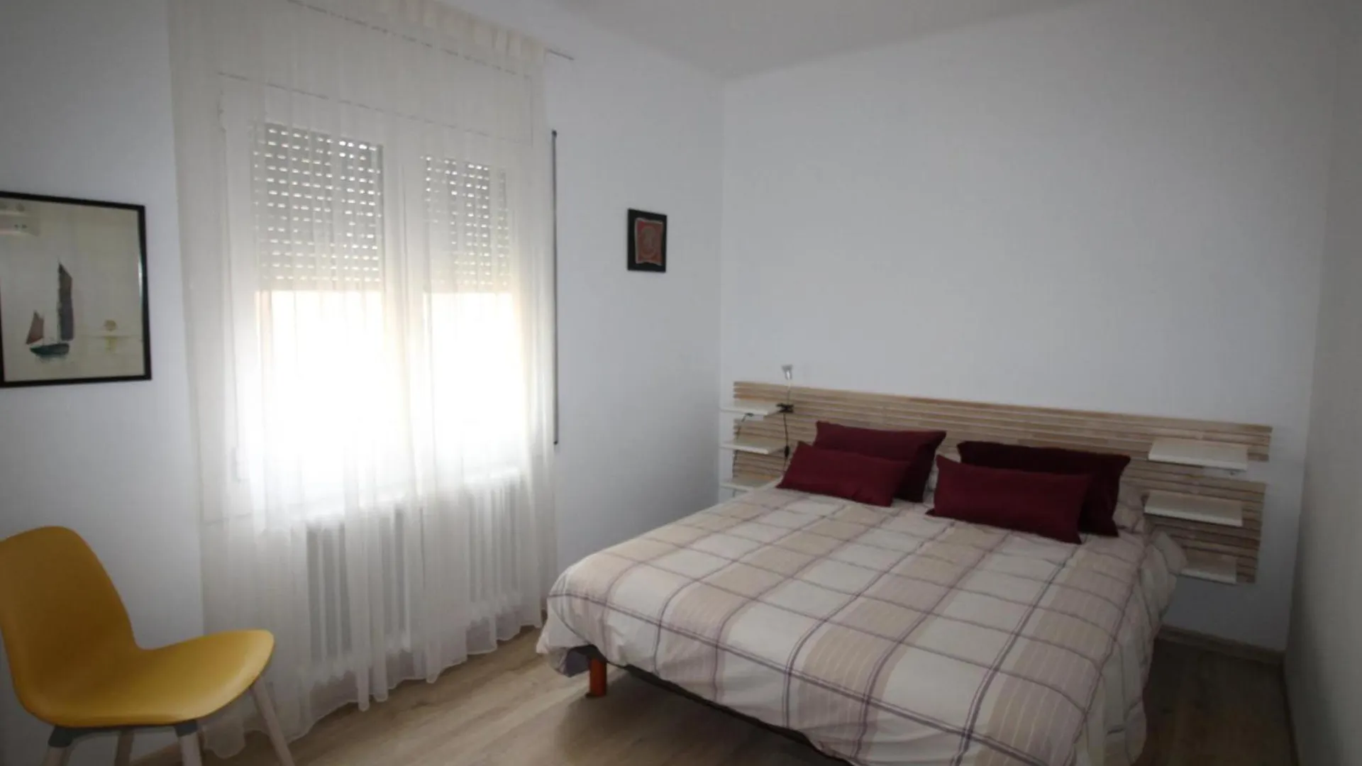 Narcis Monturiol - Apartamento Con Terraza Y Vistas A La Playa Del Port De Llanca. - Es-228-79 Apartment