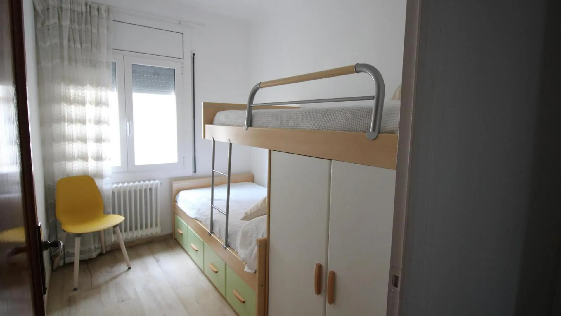 Narcis Monturiol - Apartamento Con Terraza Y Vistas A La Playa Del Port De Llanca. - Es-228-79 Apartment